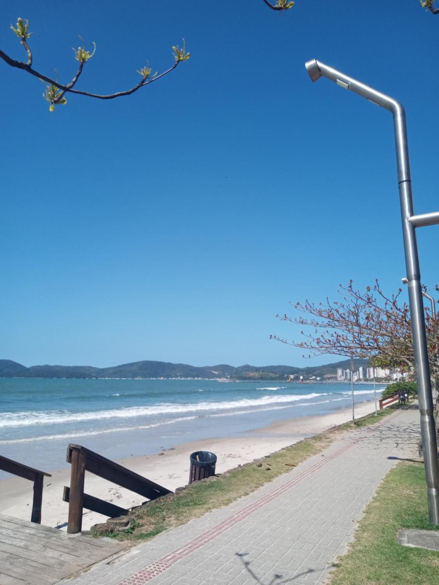 Locacao P M Costa Esmeralda Rua 321 Porto Belo Ngoại thất bức ảnh